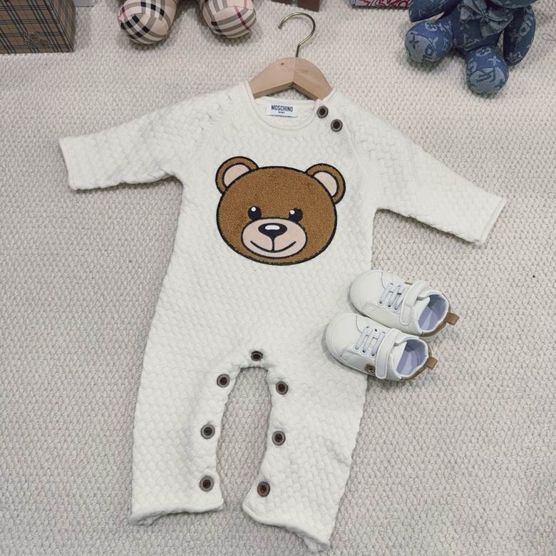 Moschino sz59 66 73 80 90 238